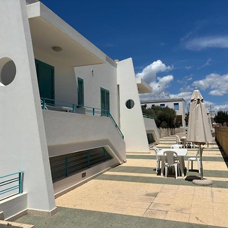 Terrazze Del Mare Aparthotel Ракале Екстериор снимка