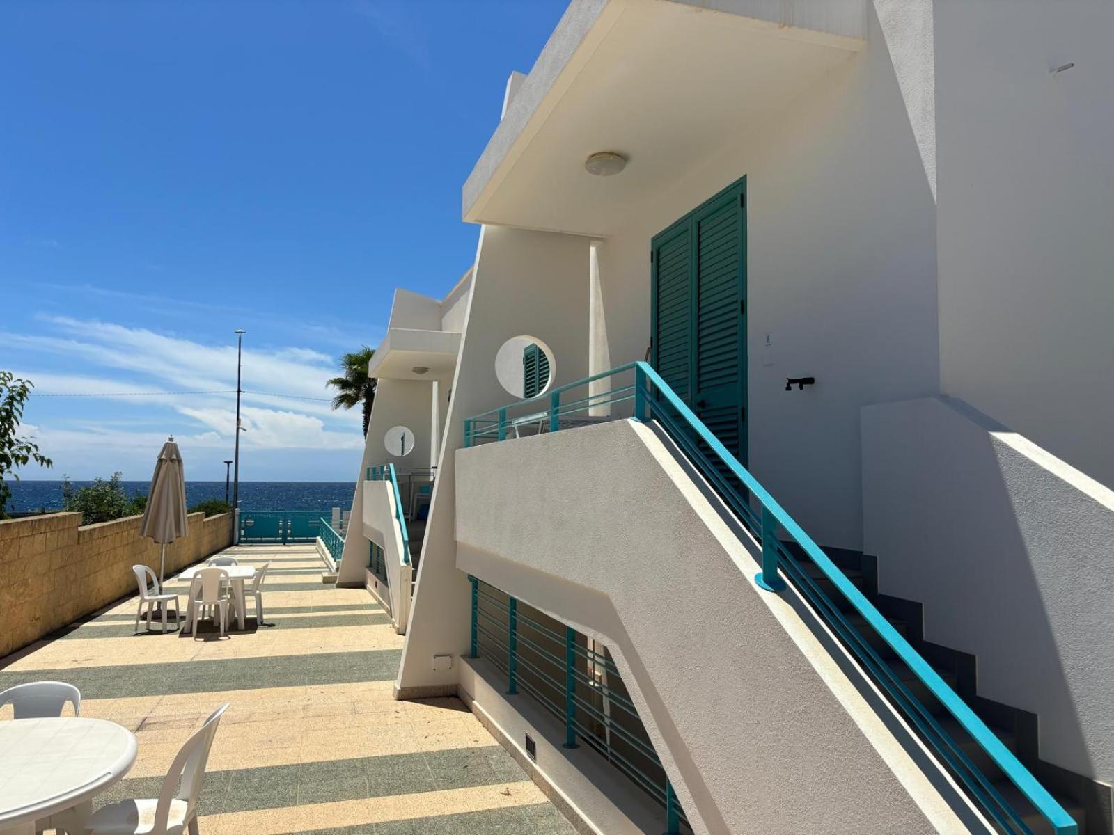 Terrazze Del Mare Aparthotel Ракале Екстериор снимка